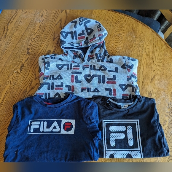 Fila youth lot 2-Sz 10/12 tees, black & blue & Gray 14/16 hoody - Picture 1 of 11